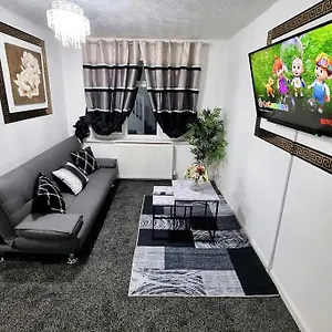 *5sm* Setup For Your Relaxed & Amazing + Free Parking + Free Fast Wifi * Morley (West Yorkshire)